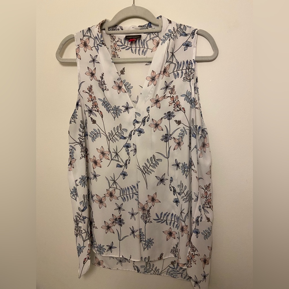 Vince Camuto sleeveless blouse - size XL